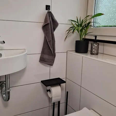 Zentrale Ferienwohnung direkt am Bergmannsheil WLAN Apartment