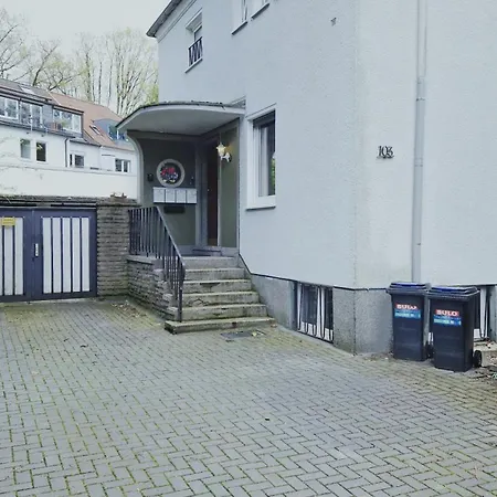 Zentrale, Ruhige Am Bergmannsheil Kh Wlan & Self-check-in Bochum