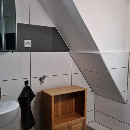 Apartment Zentrale Ferienwohnung direkt am Bergmannsheil WLAN Bochum