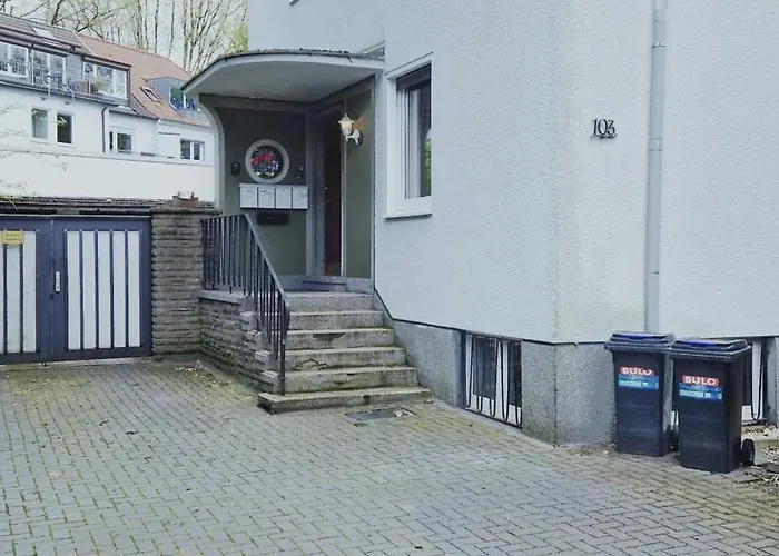 Zentrale, Ruhige Am Bergmannsheil Kh Wlan & Self-check-in Bochum