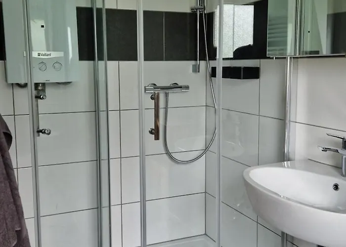 Zentrale, Ruhige Am Bergmannsheil Kh Wlan & Self-check-in Bochum